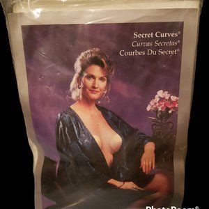 Secret Curves push up adhesive bra size B/C cup Nude USA made Freedom Form